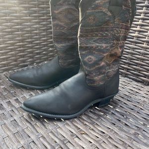 Dingo Tapestry Aztec Tribal Western Cowboy Boots Size 8